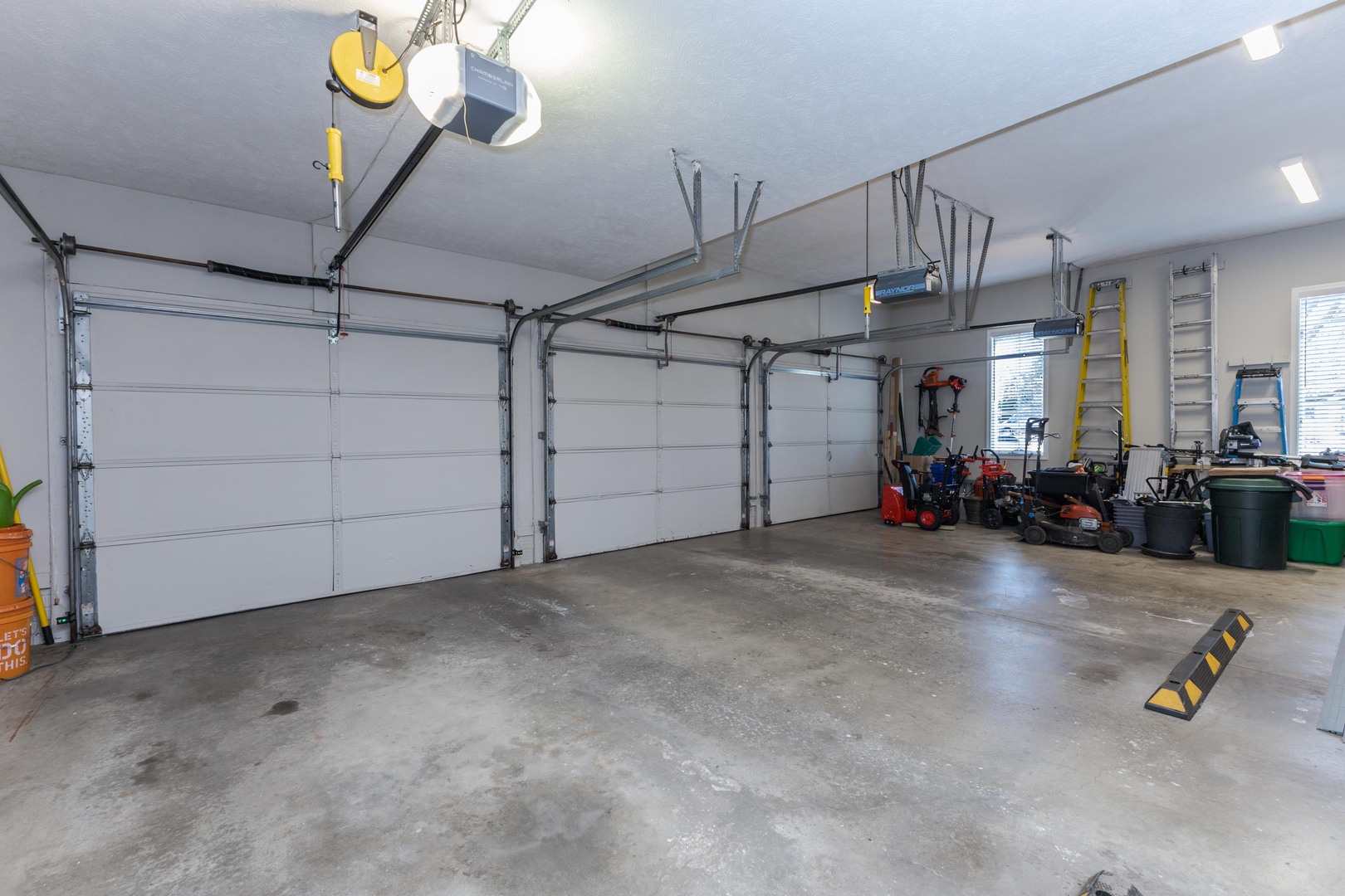 2006 Woodbine Road, Bloomington, IL 61704