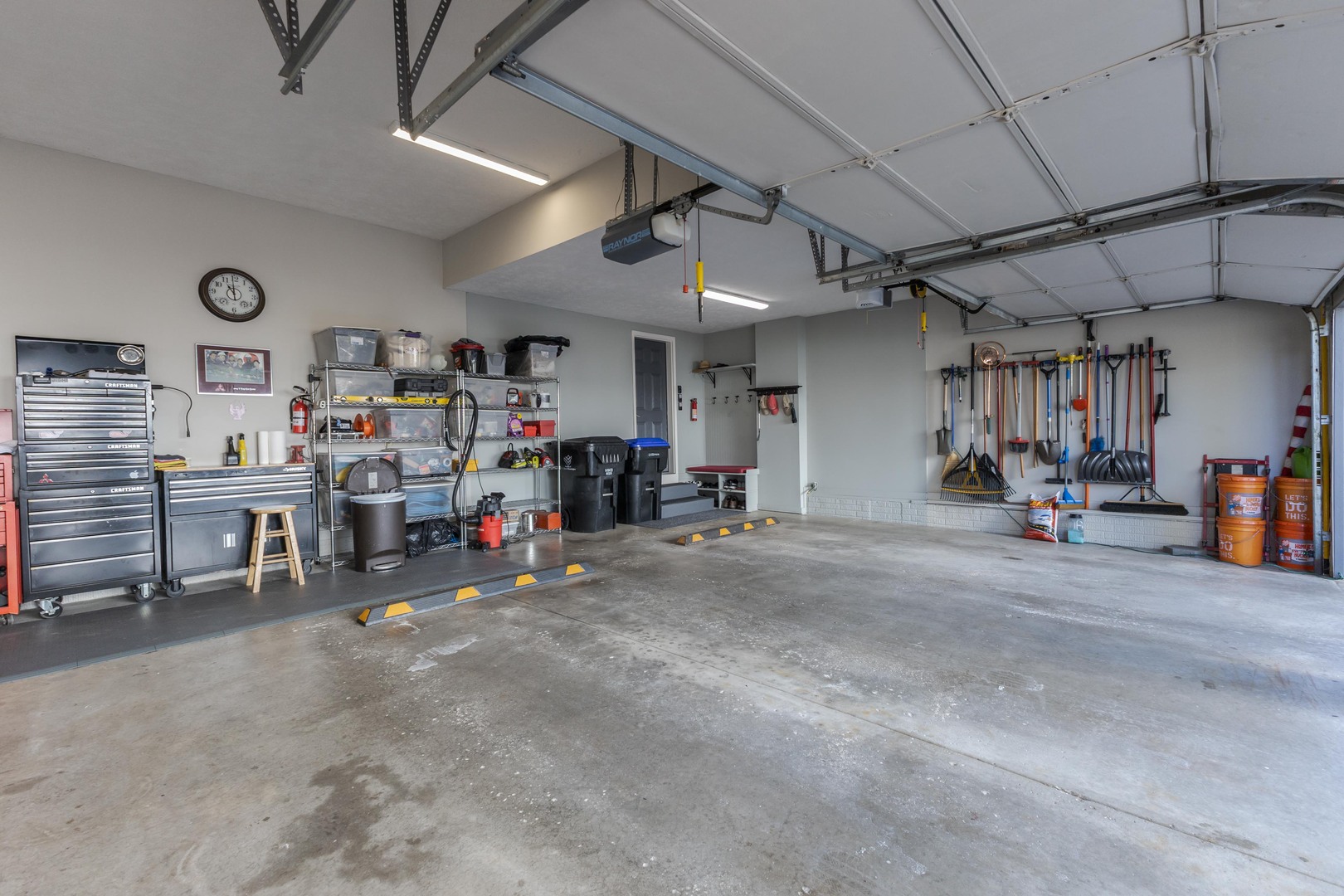 2006 Woodbine Road, Bloomington, IL 61704