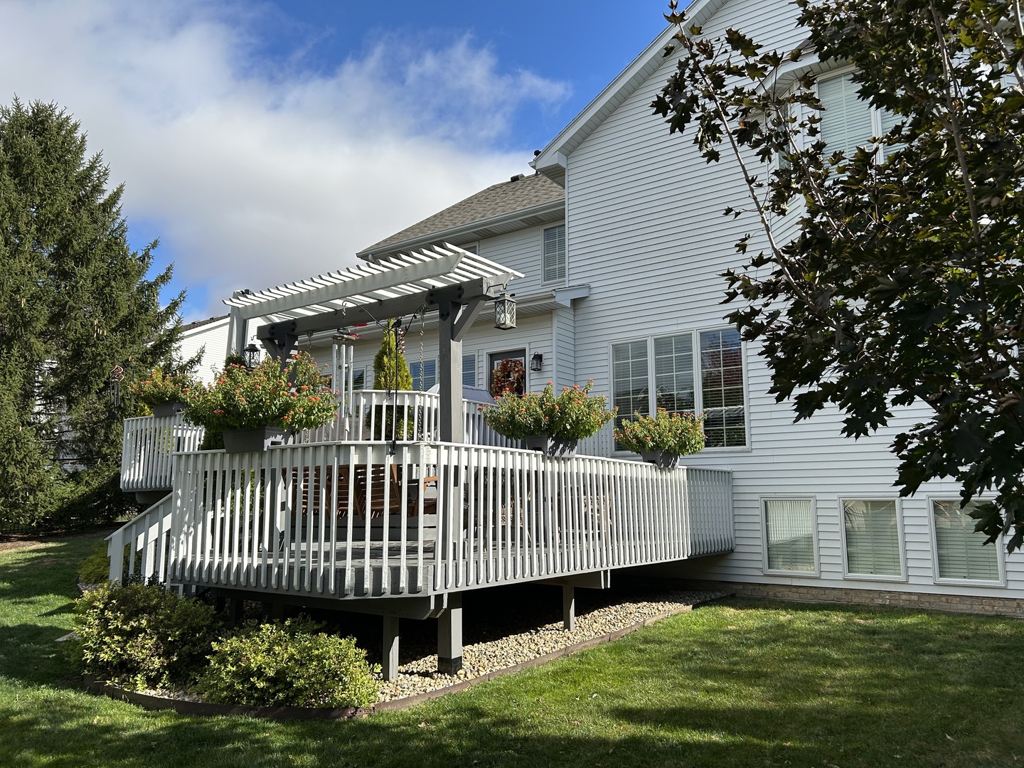 2006 Woodbine Road, Bloomington, IL 61704