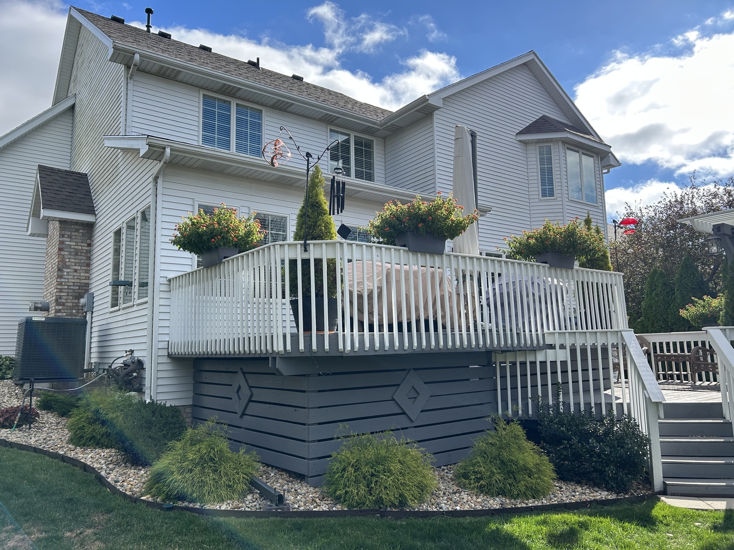 2006 Woodbine Road, Bloomington, IL 61704