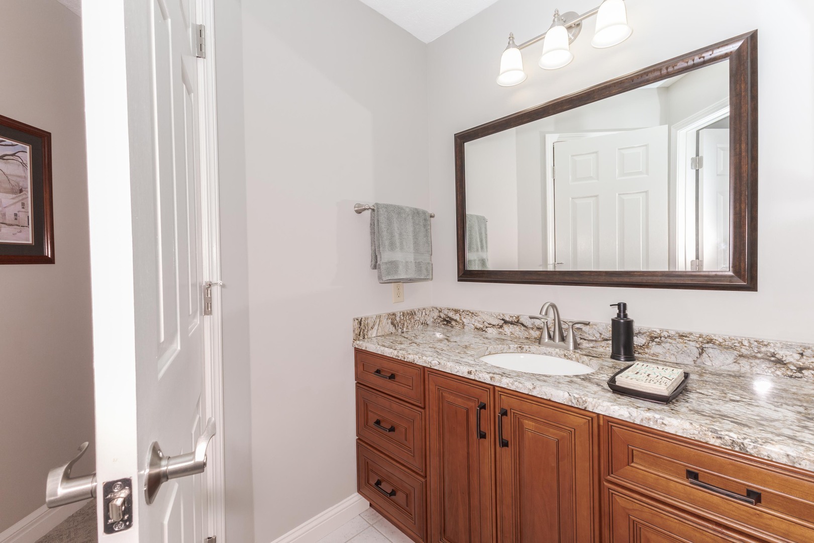 2006 Woodbine Road, Bloomington, IL 61704