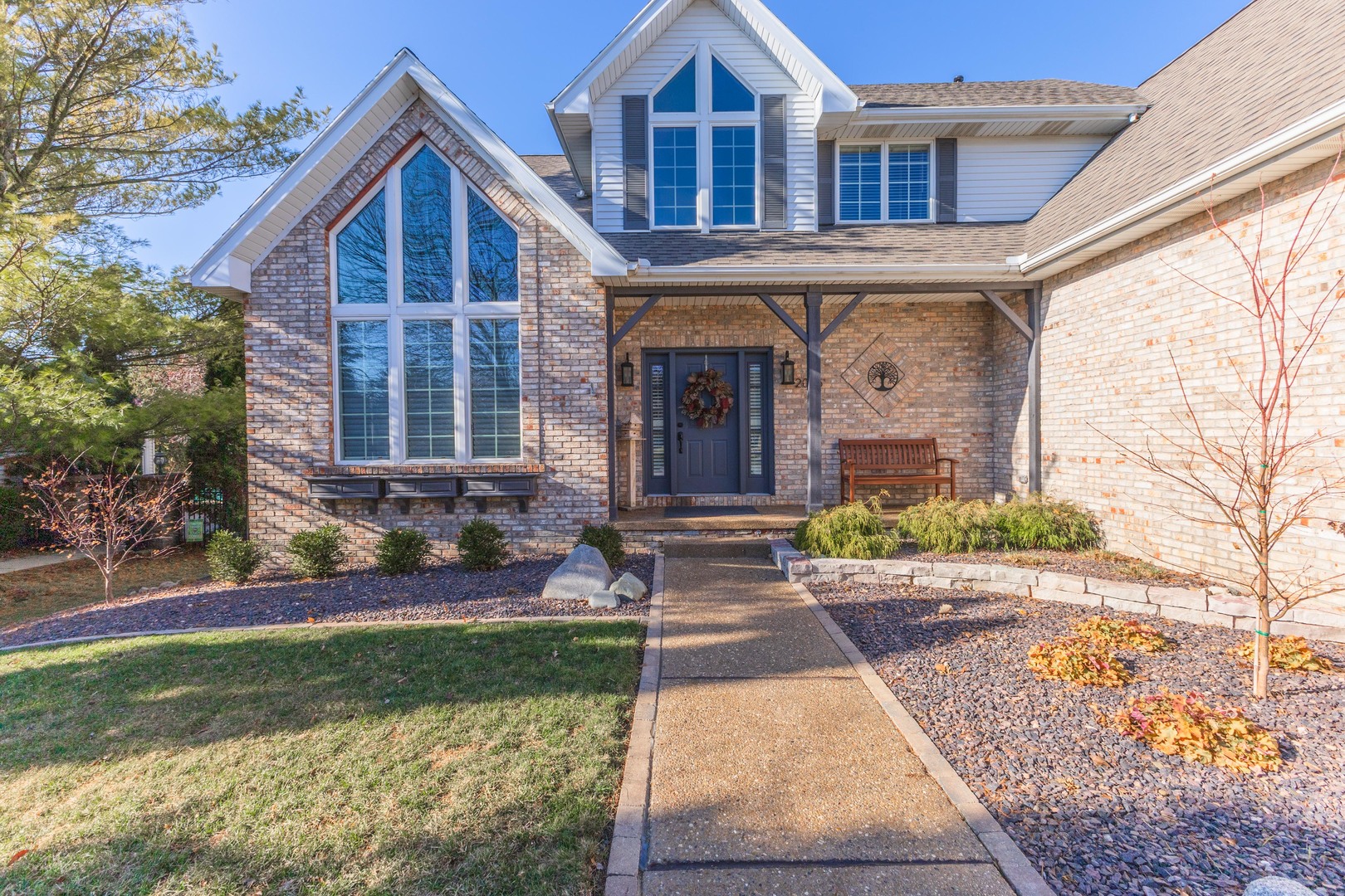 2006 Woodbine Road, Bloomington, IL 61704