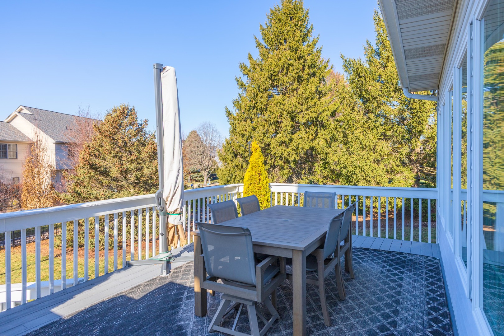 2006 Woodbine Road, Bloomington, IL 61704