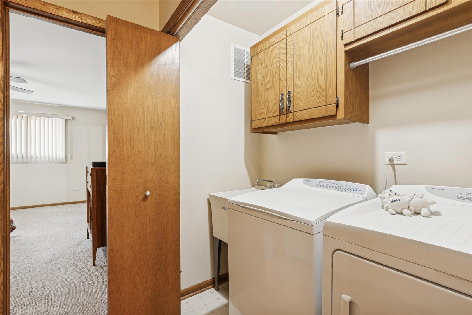 15253 S 74th Court, Orland Park, IL 60462