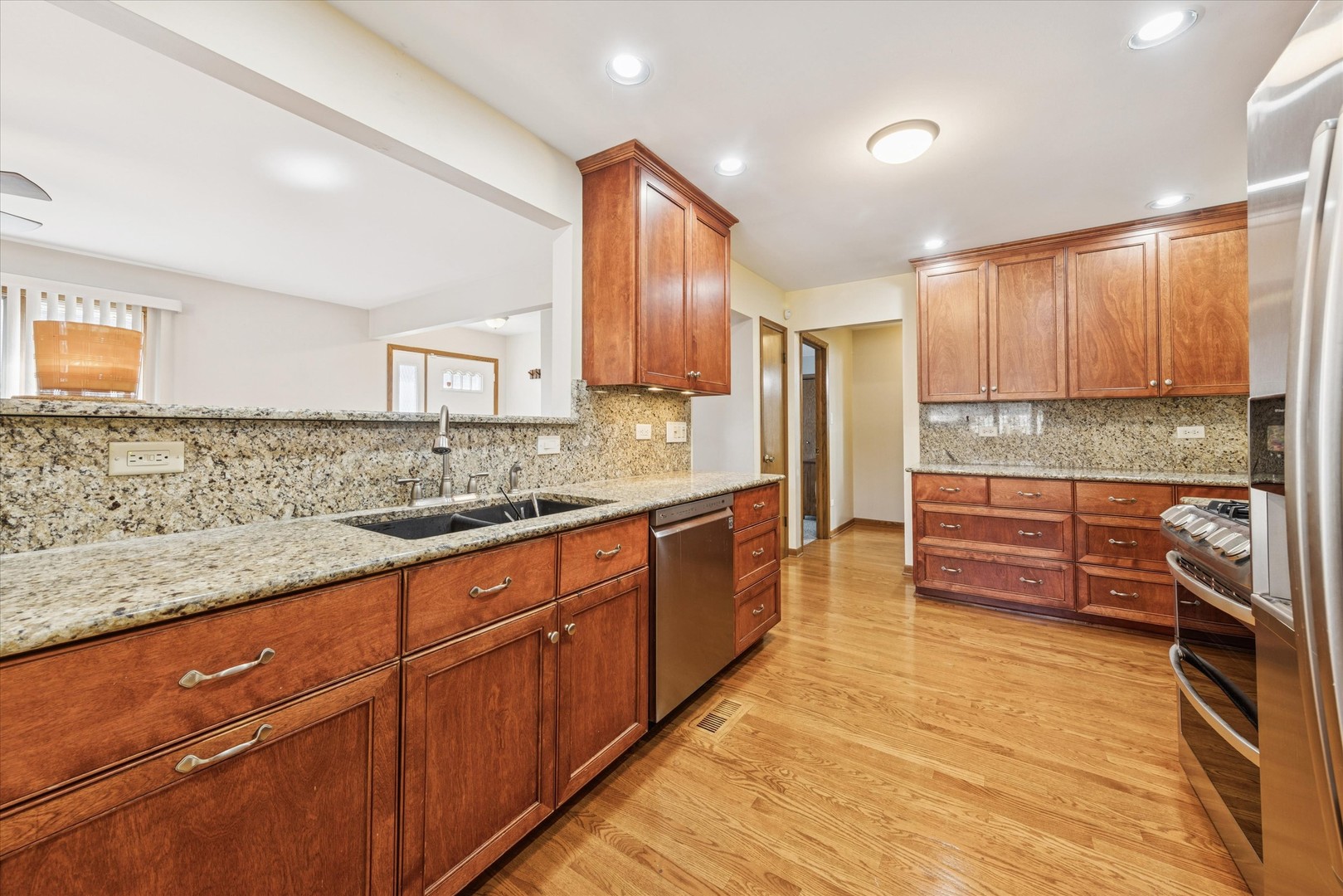 15253 S 74th Court, Orland Park, IL 60462