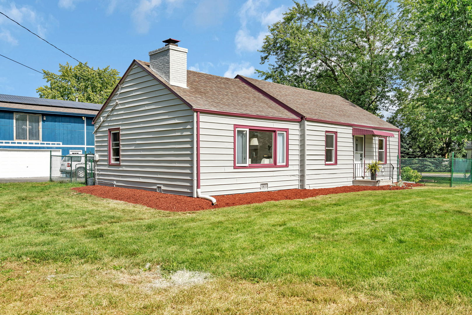 1901 Wilcox Street, Crest Hill, IL 60403