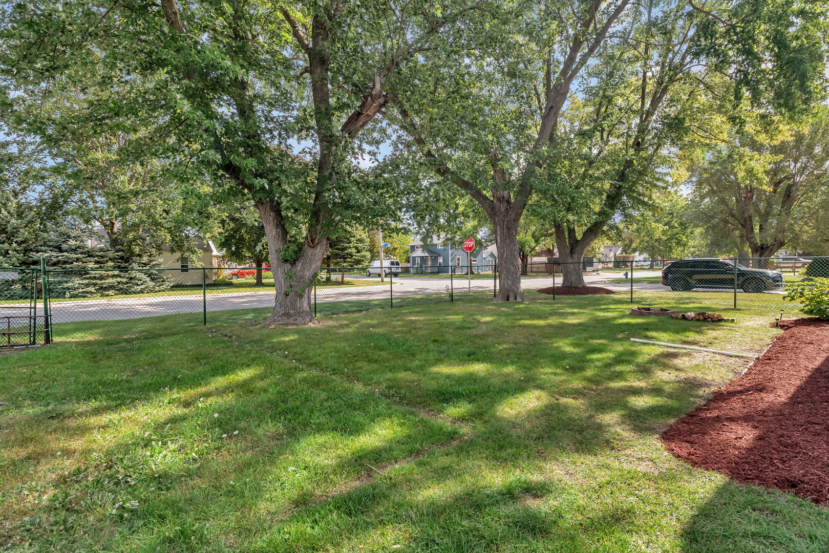 1901 Wilcox Street, Crest Hill, IL 60403