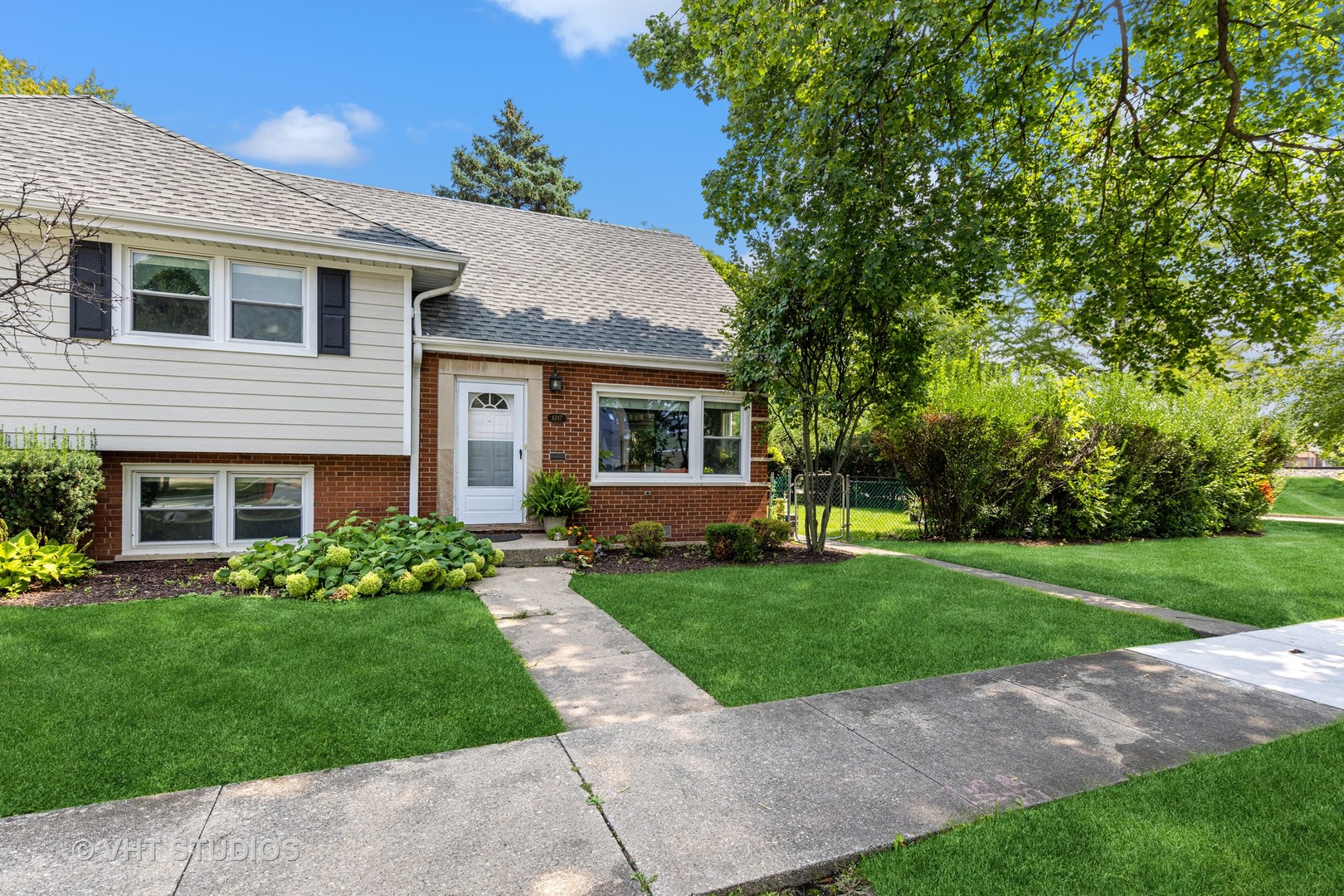 4247 Harvey Avenue, Western Springs, IL 60558