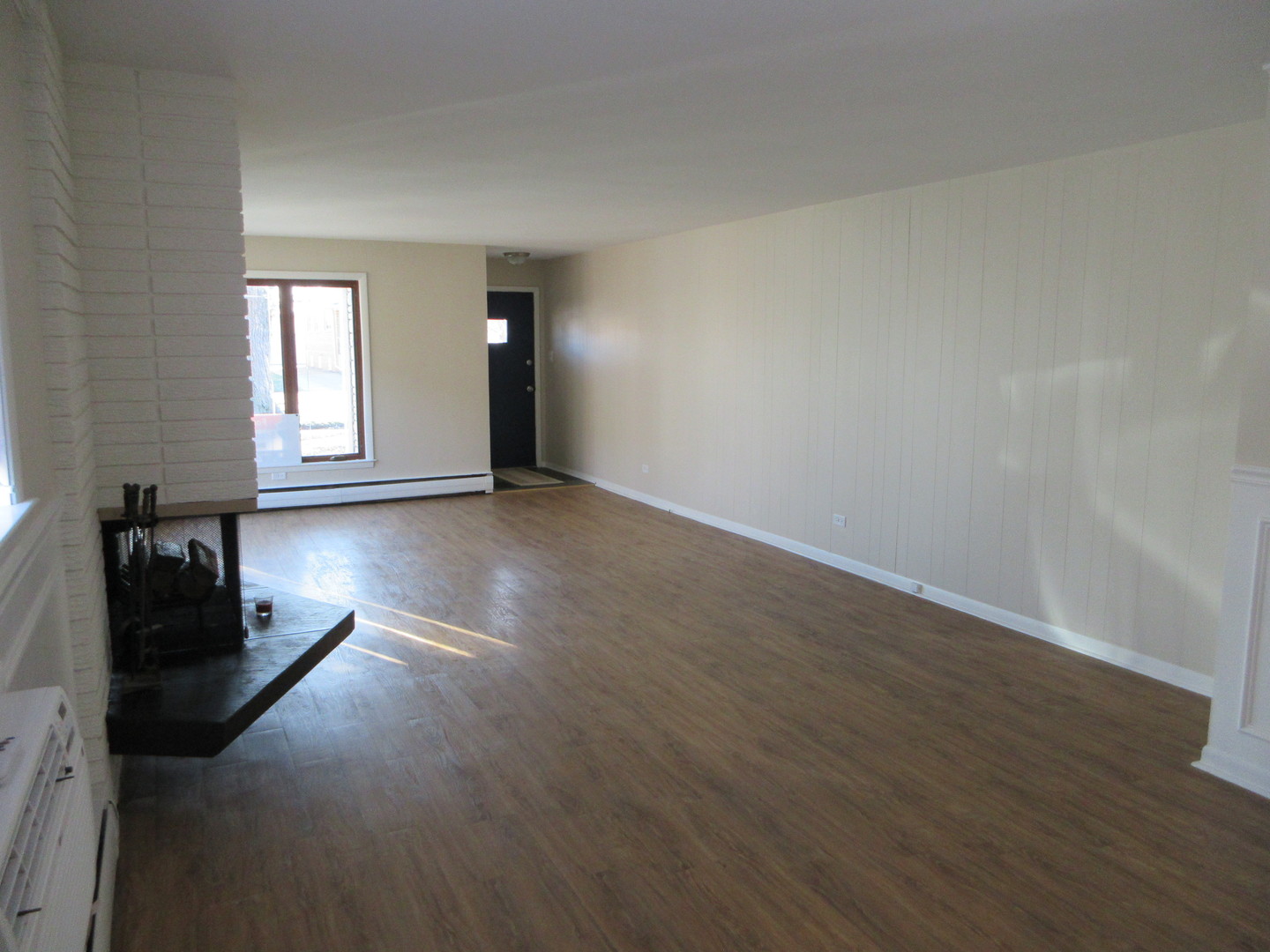 2918 W 99th Place, Evergreen Park, IL 60805