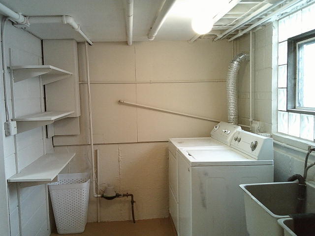 2918 W 99th Place, Evergreen Park, IL 60805