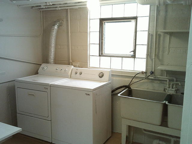 2918 W 99th Place, Evergreen Park, IL 60805