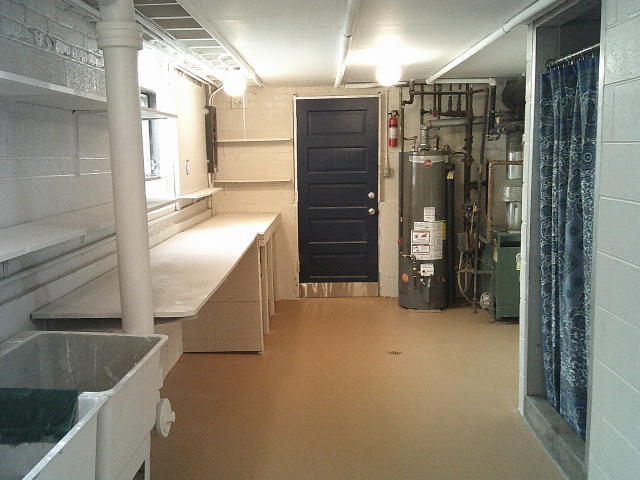 2918 W 99th Place, Evergreen Park, IL 60805