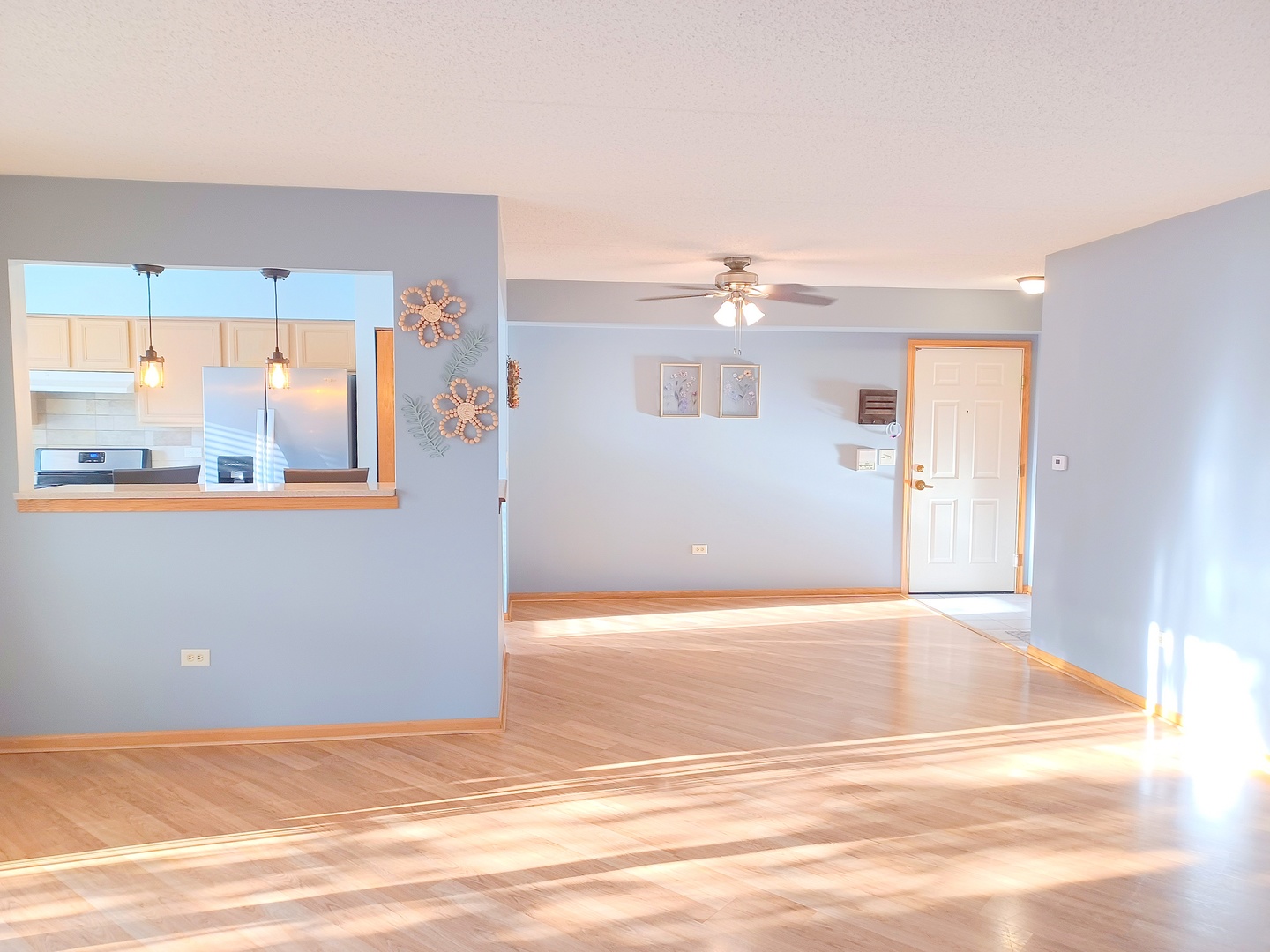 6810 Ridge Point Drive #1C, Oak Forest, IL 60452