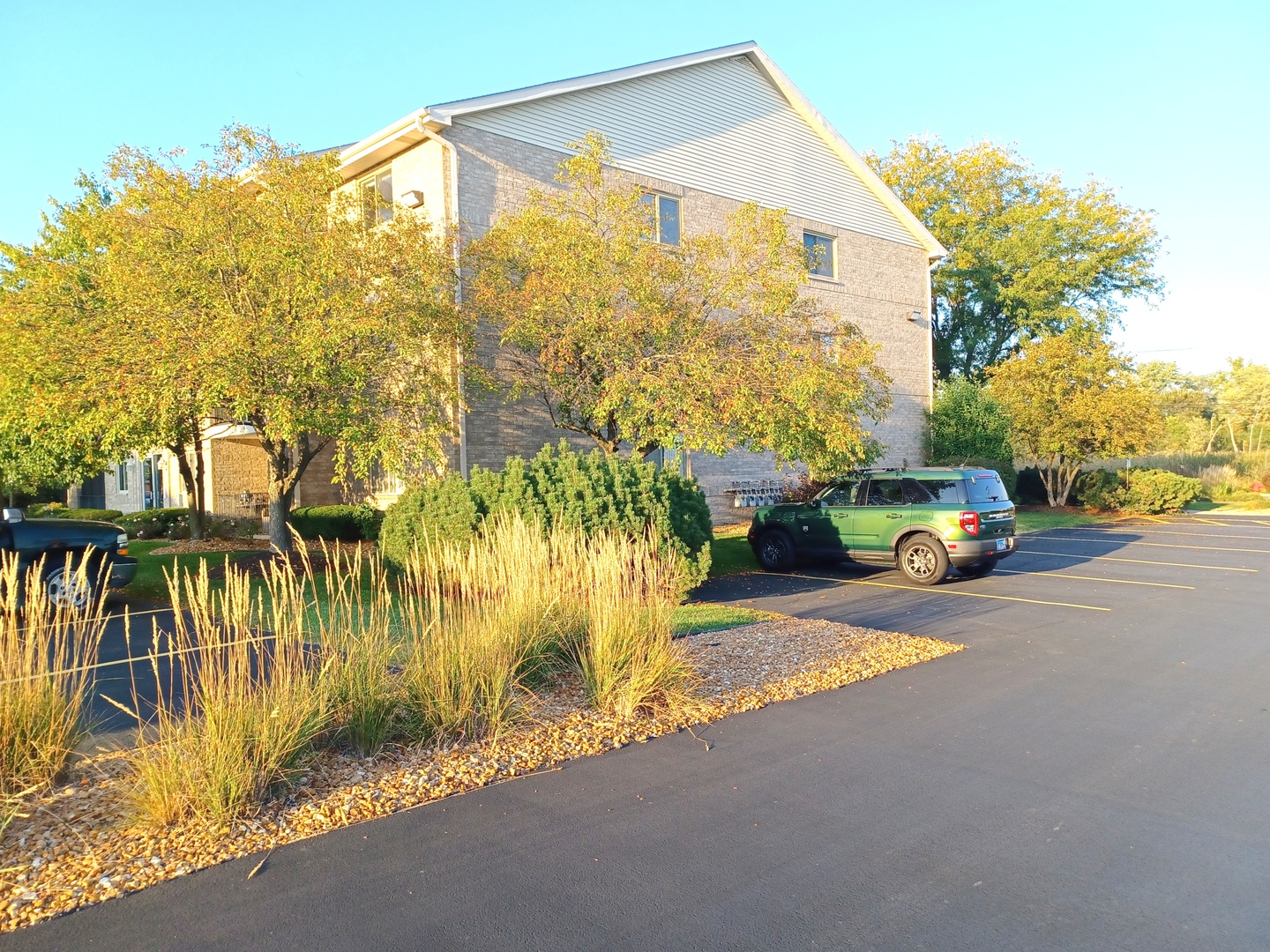 6810 Ridge Point Drive #1C, Oak Forest, IL 60452