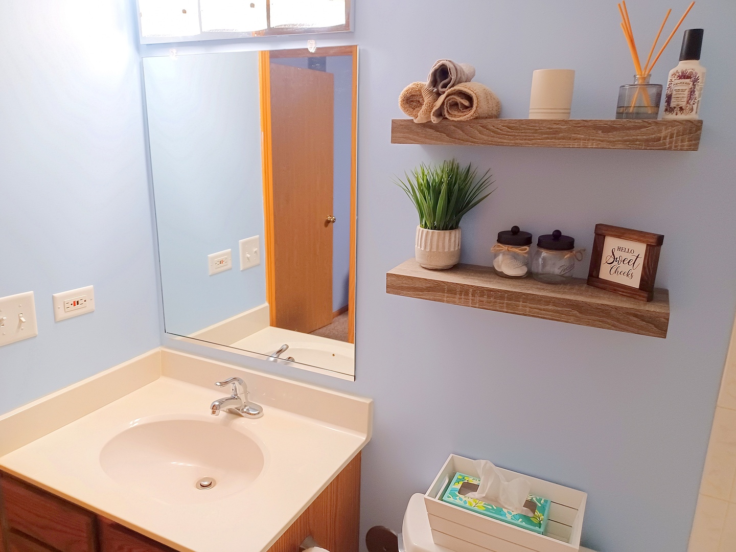 6810 Ridge Point Drive #1C, Oak Forest, IL 60452