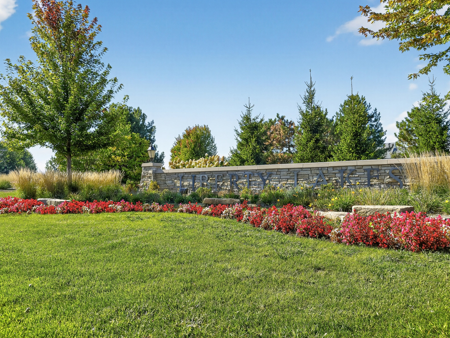 2870 GLACIER Way #B, Wauconda, IL 60084