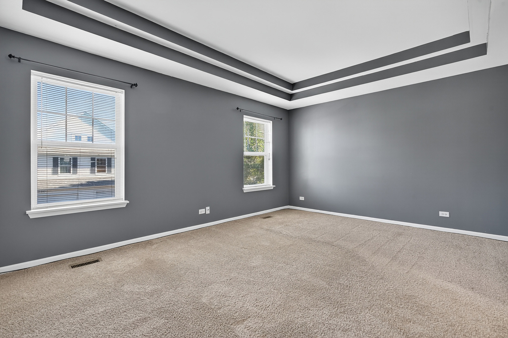 2870 GLACIER Way #B, Wauconda, IL 60084