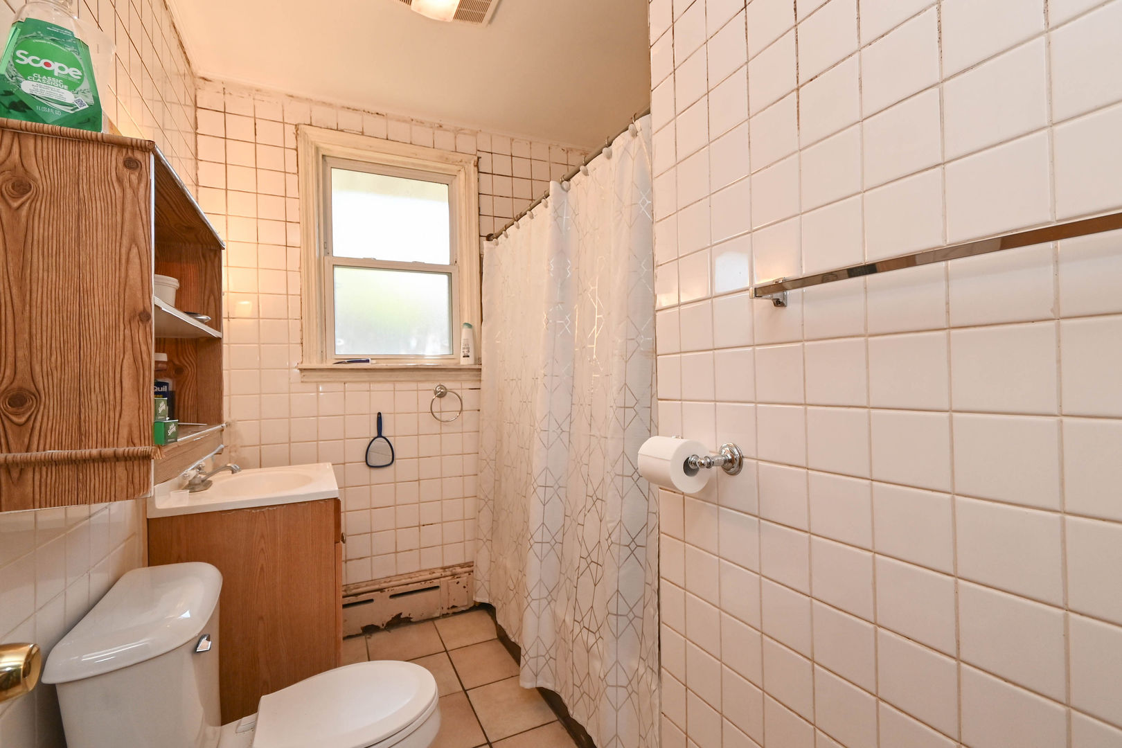 1641 Jackson Street, North Chicago, IL 60064