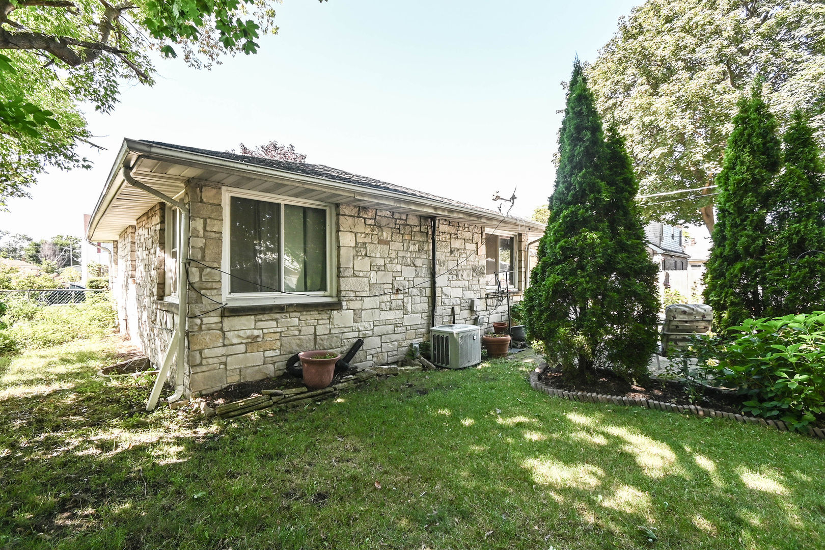 1641 Jackson Street, North Chicago, IL 60064