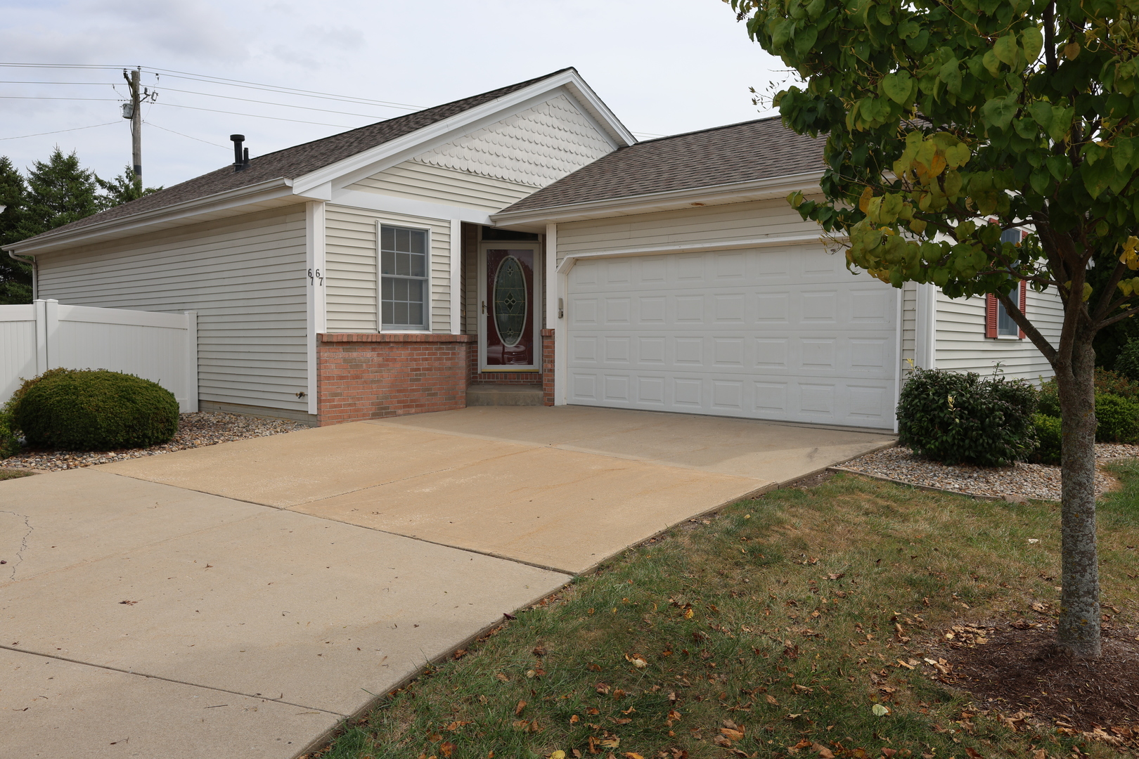 67 Astoria Way, Bloomington, IL 61704