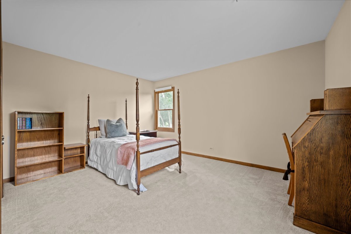 508 Braemar Avenue, Naperville, IL 60563