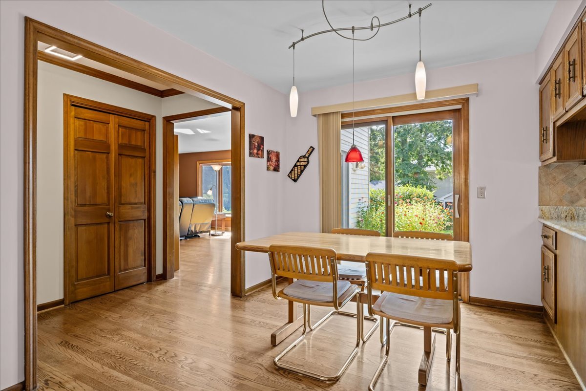 508 Braemar Avenue, Naperville, IL 60563