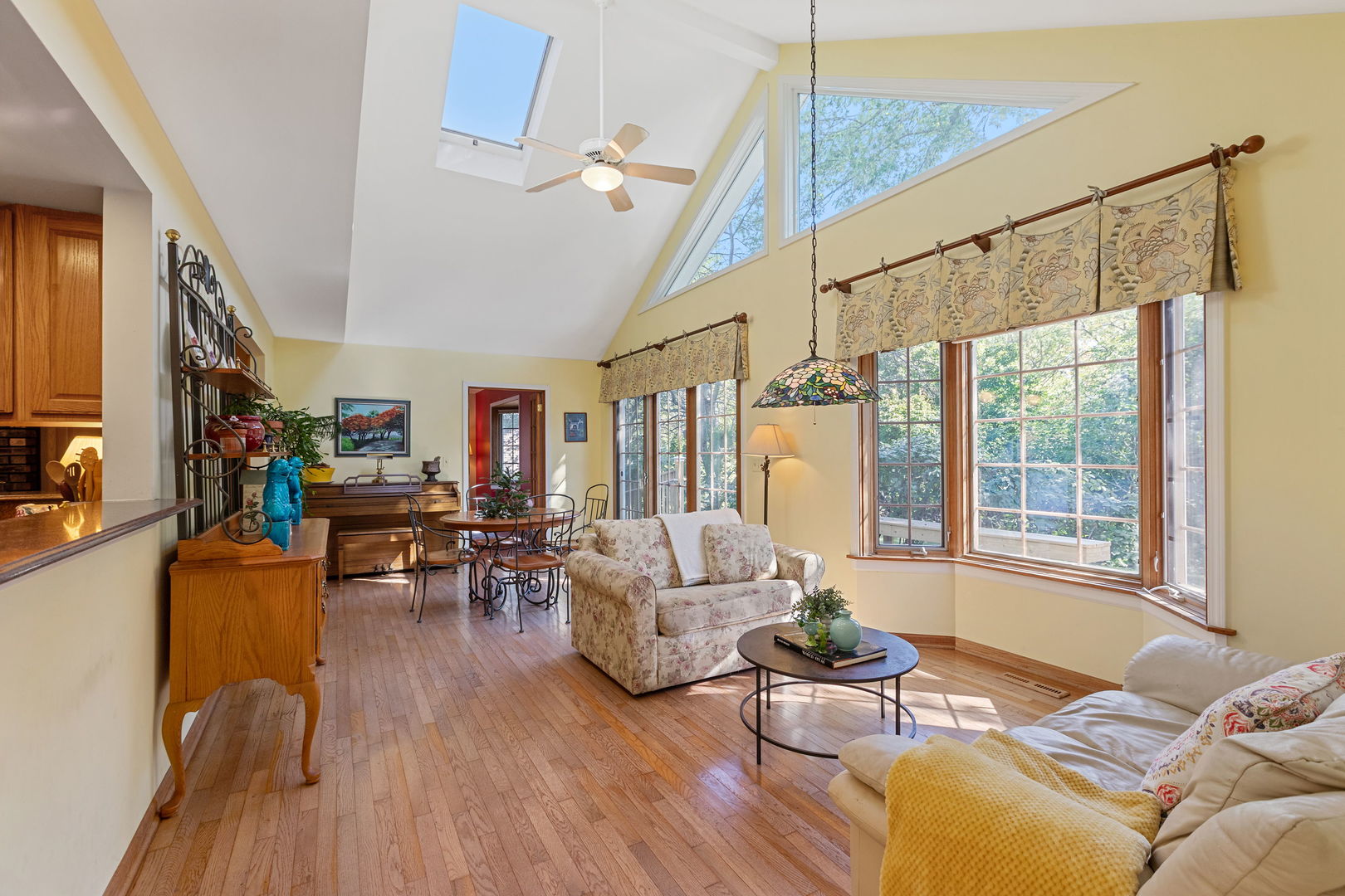 455 Laburnum Drive, Northbrook, IL 60062