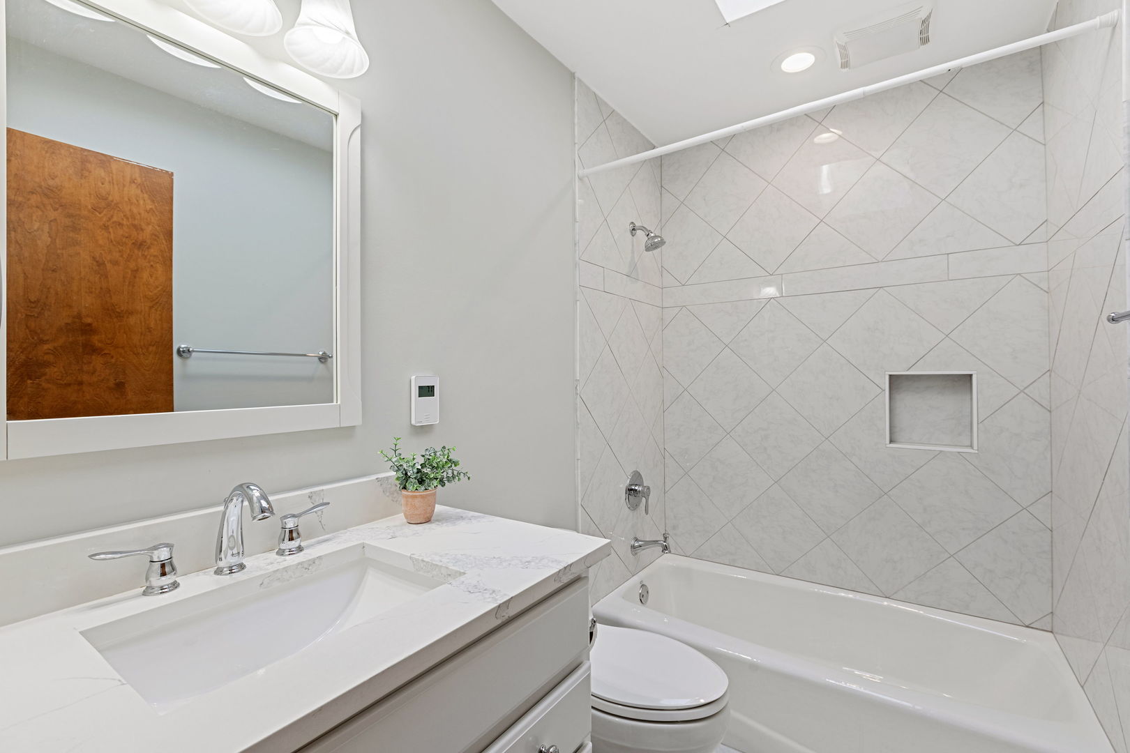 455 Laburnum Drive, Northbrook, IL 60062