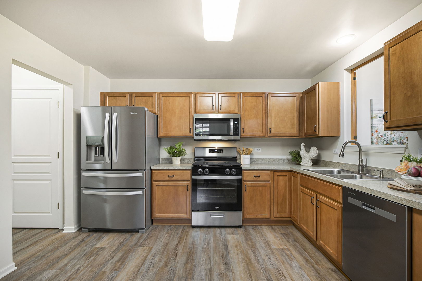 626 S Curran Road, Round Lake, IL 60073