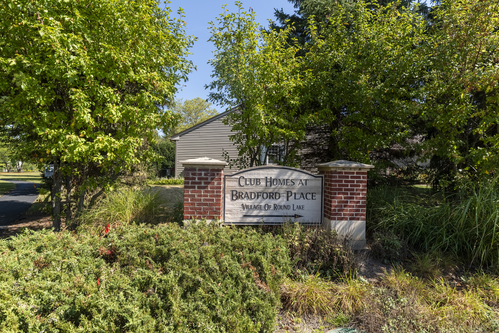 626 S Curran Road, Round Lake, IL 60073