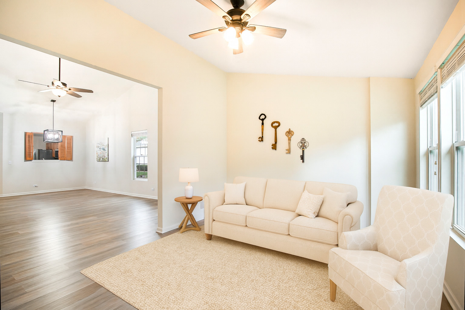 626 S Curran Road, Round Lake, IL 60073