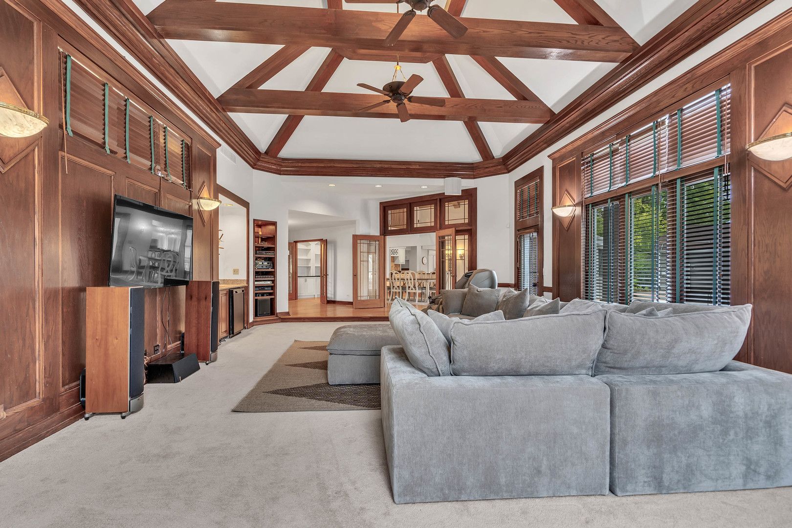 9S151 Skylane Drive, Naperville, IL 60564