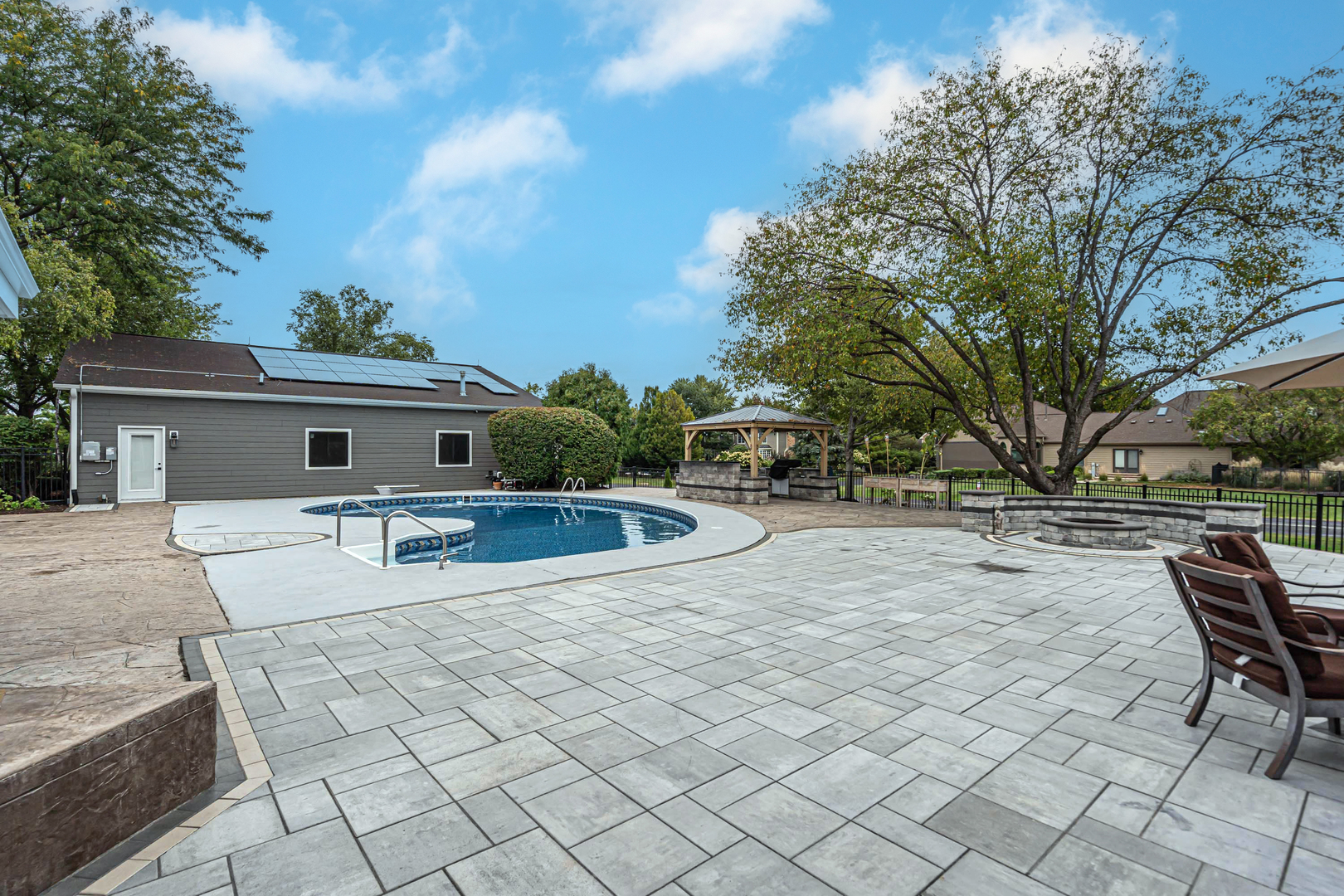 9S151 Skylane Drive, Naperville, IL 60564