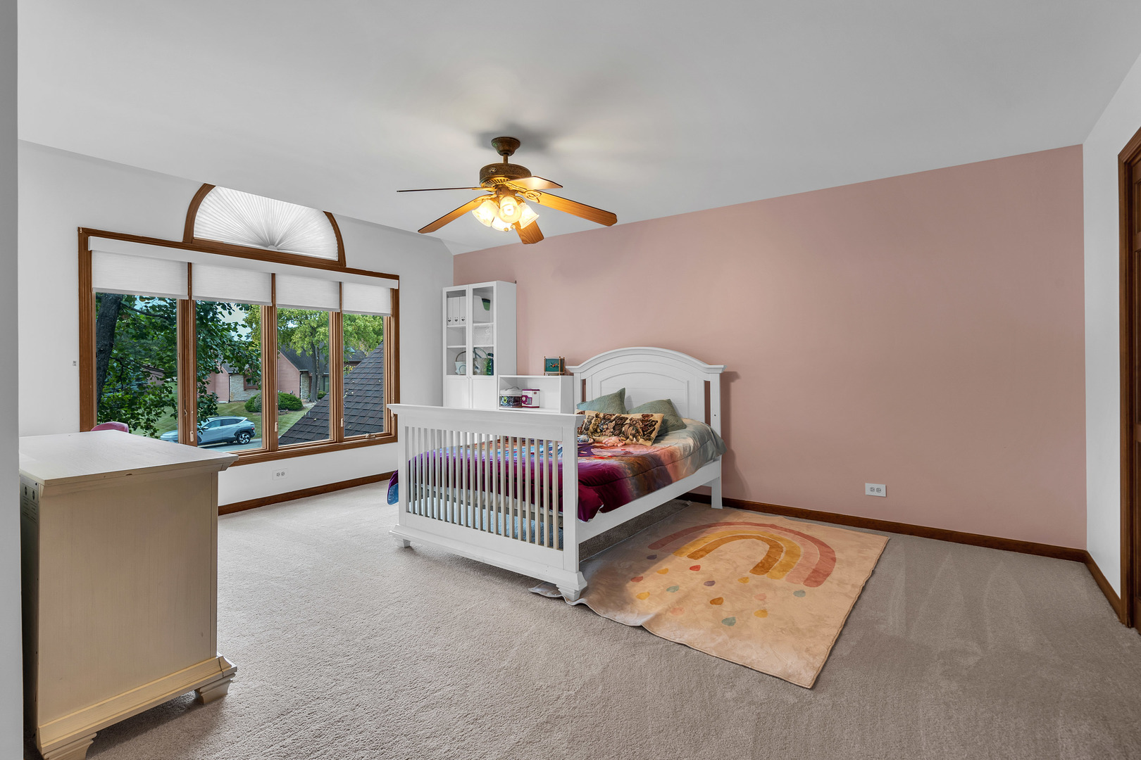 9S151 Skylane Drive, Naperville, IL 60564