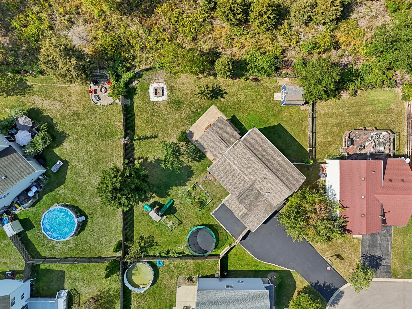 349 E Springwood Court, Round Lake Beach, IL 60073