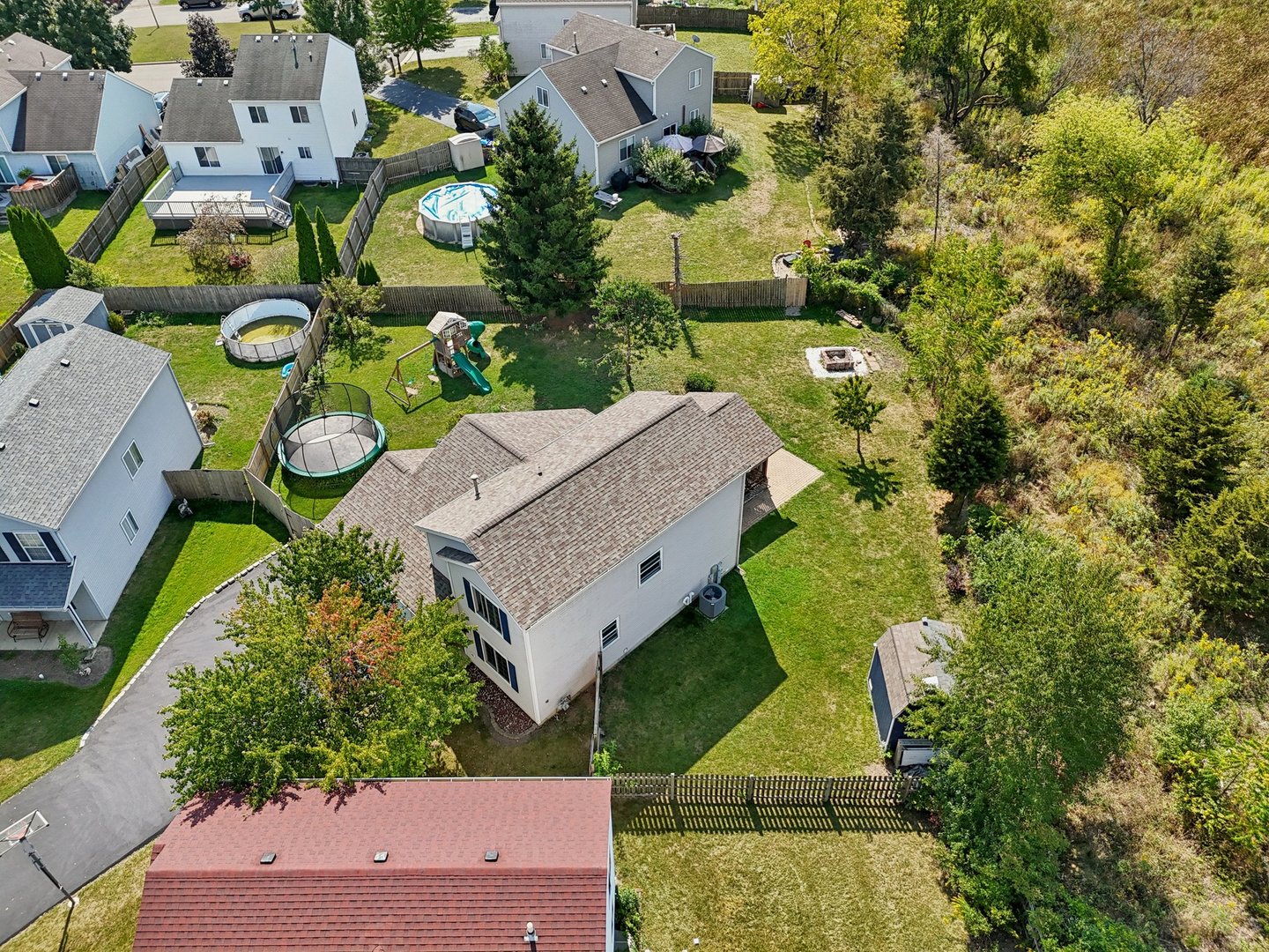 349 E Springwood Court, Round Lake Beach, IL 60073