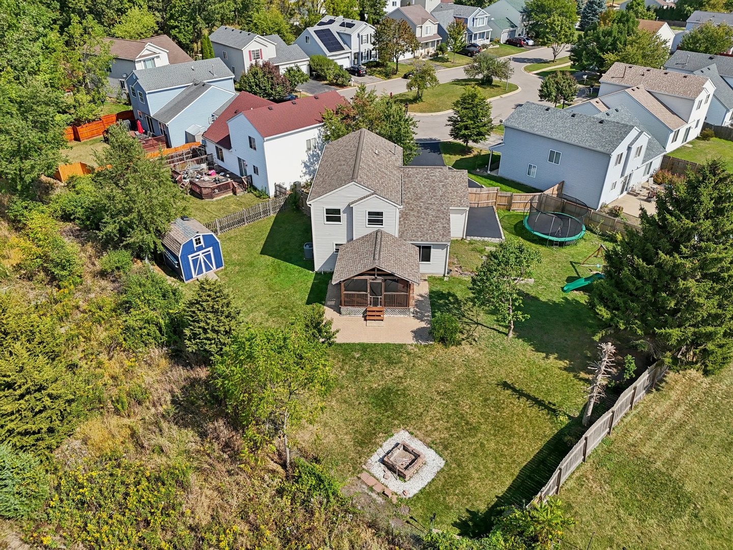 349 E Springwood Court, Round Lake Beach, IL 60073