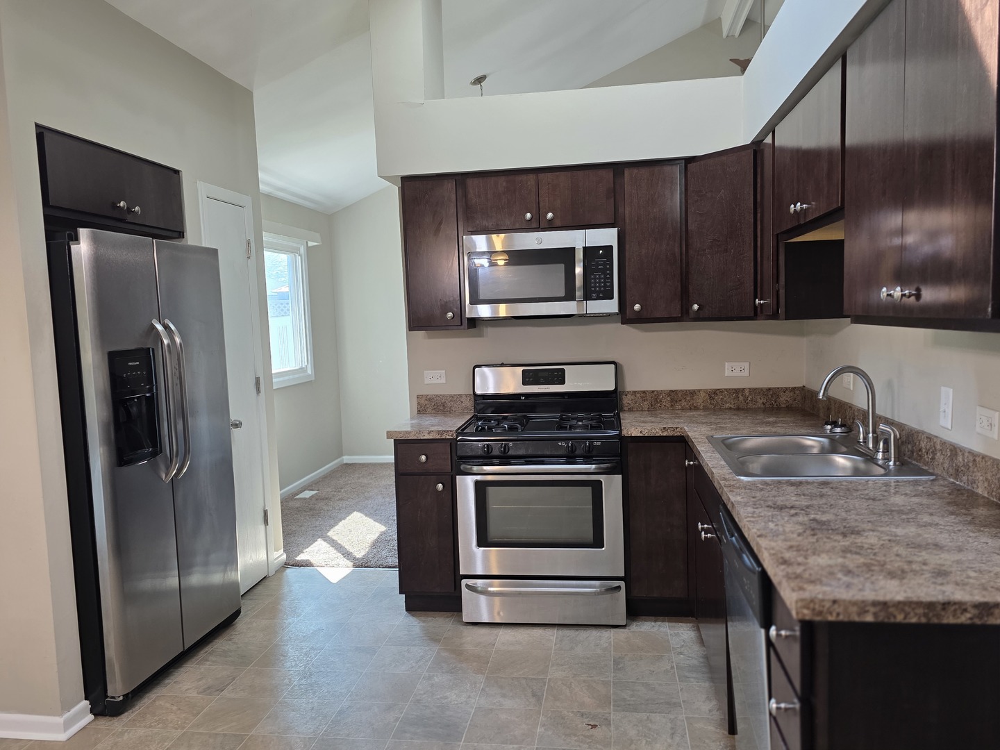 6103 Sunflower Drive, Matteson, IL 60443