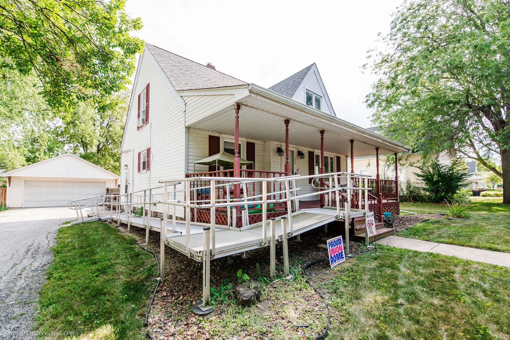 404 E South Street, Peotone, IL 60468