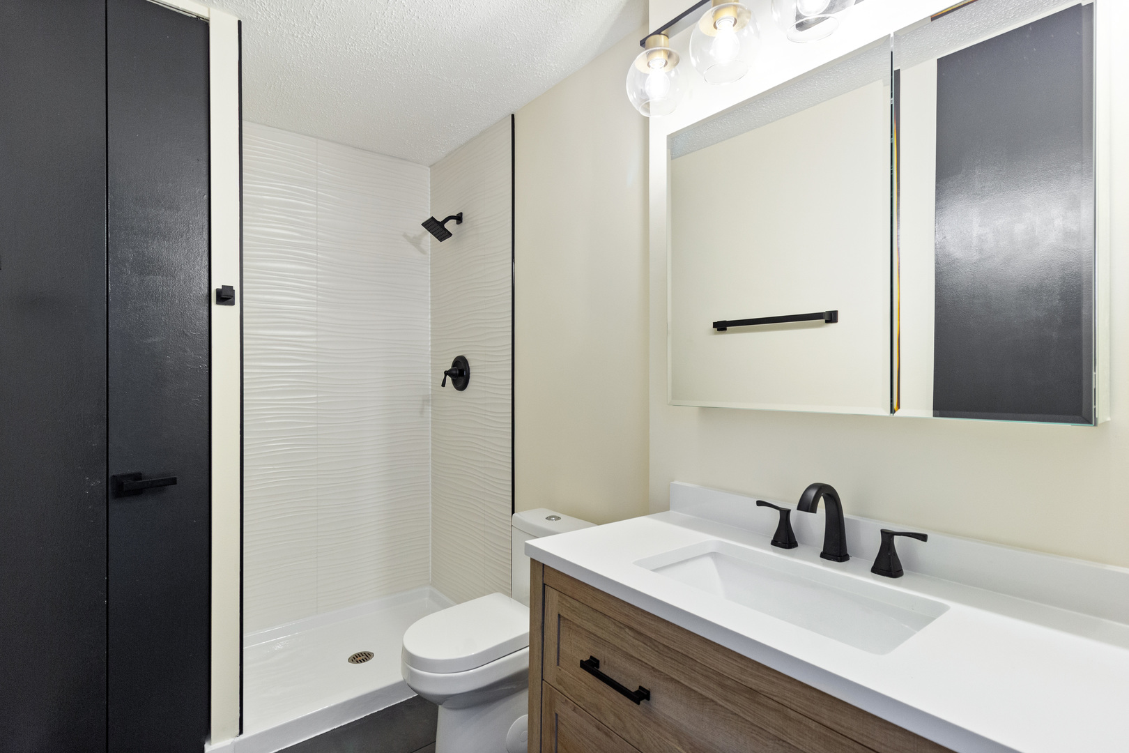 6700 S South Shore Drive #8A, Chicago, IL 60649