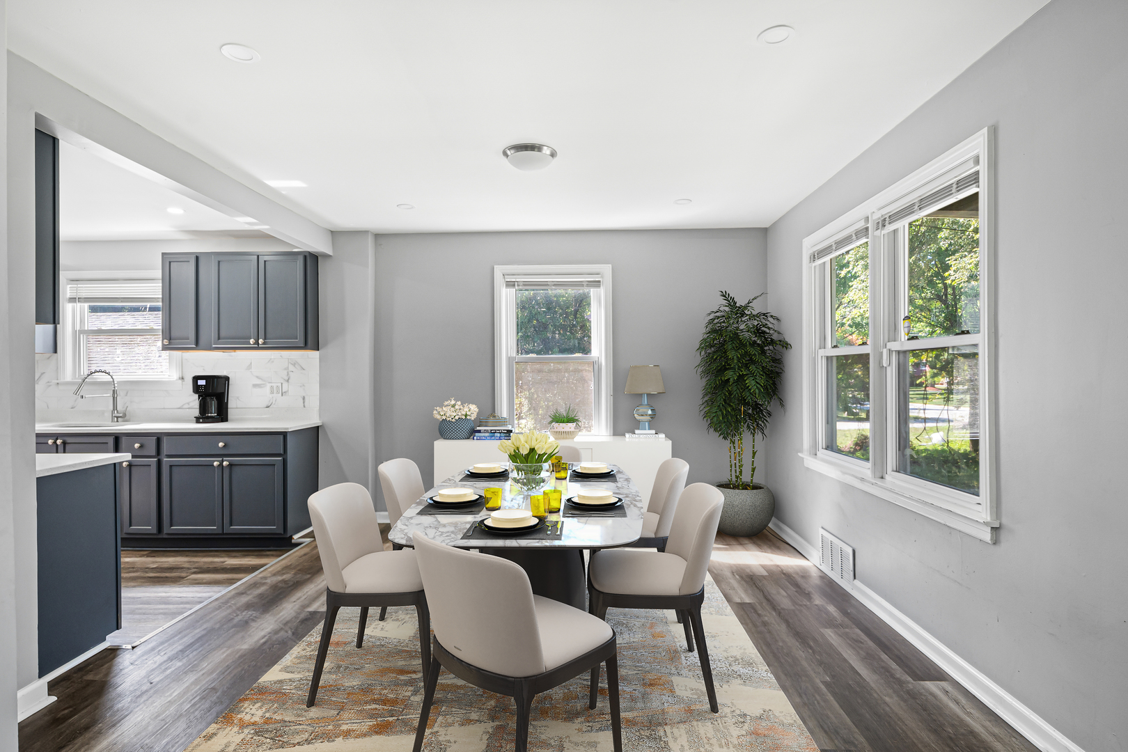 1725 E 158th Street, South Holland, IL 60473