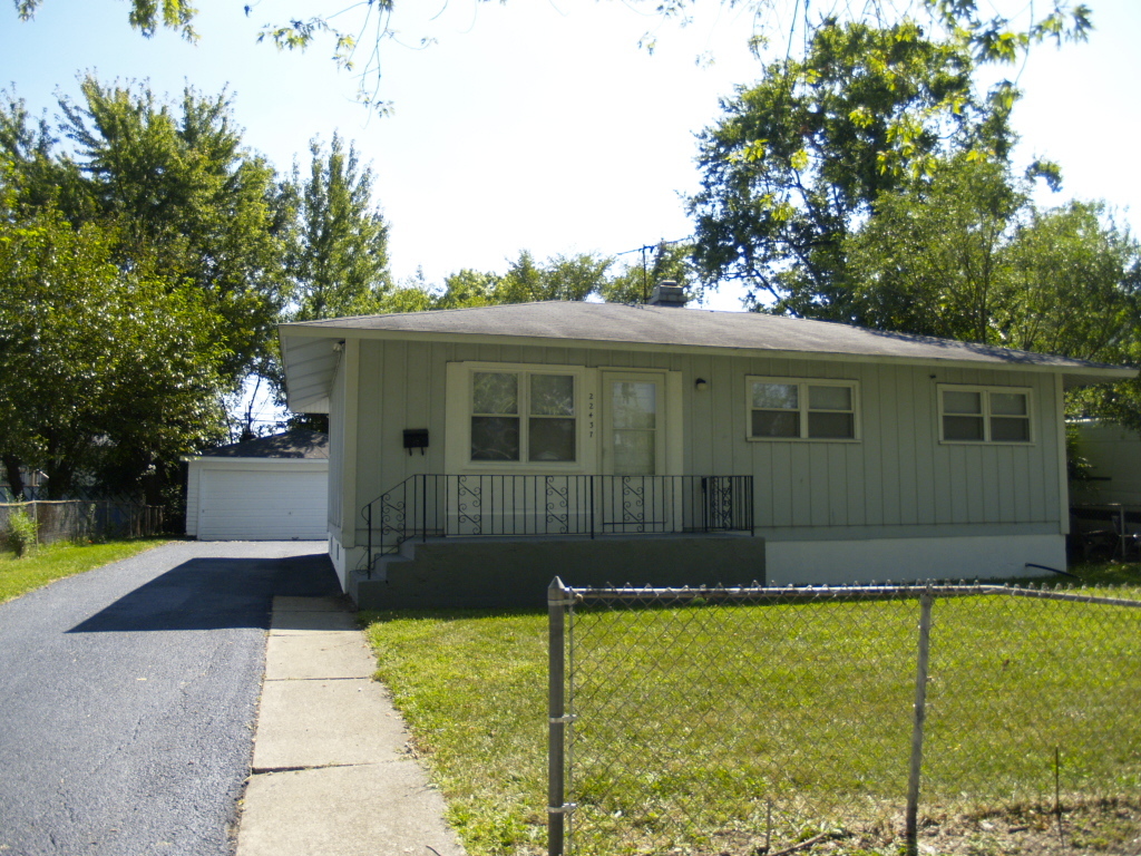 22437 Strassburg Avenue, Sauk Village, IL 60411