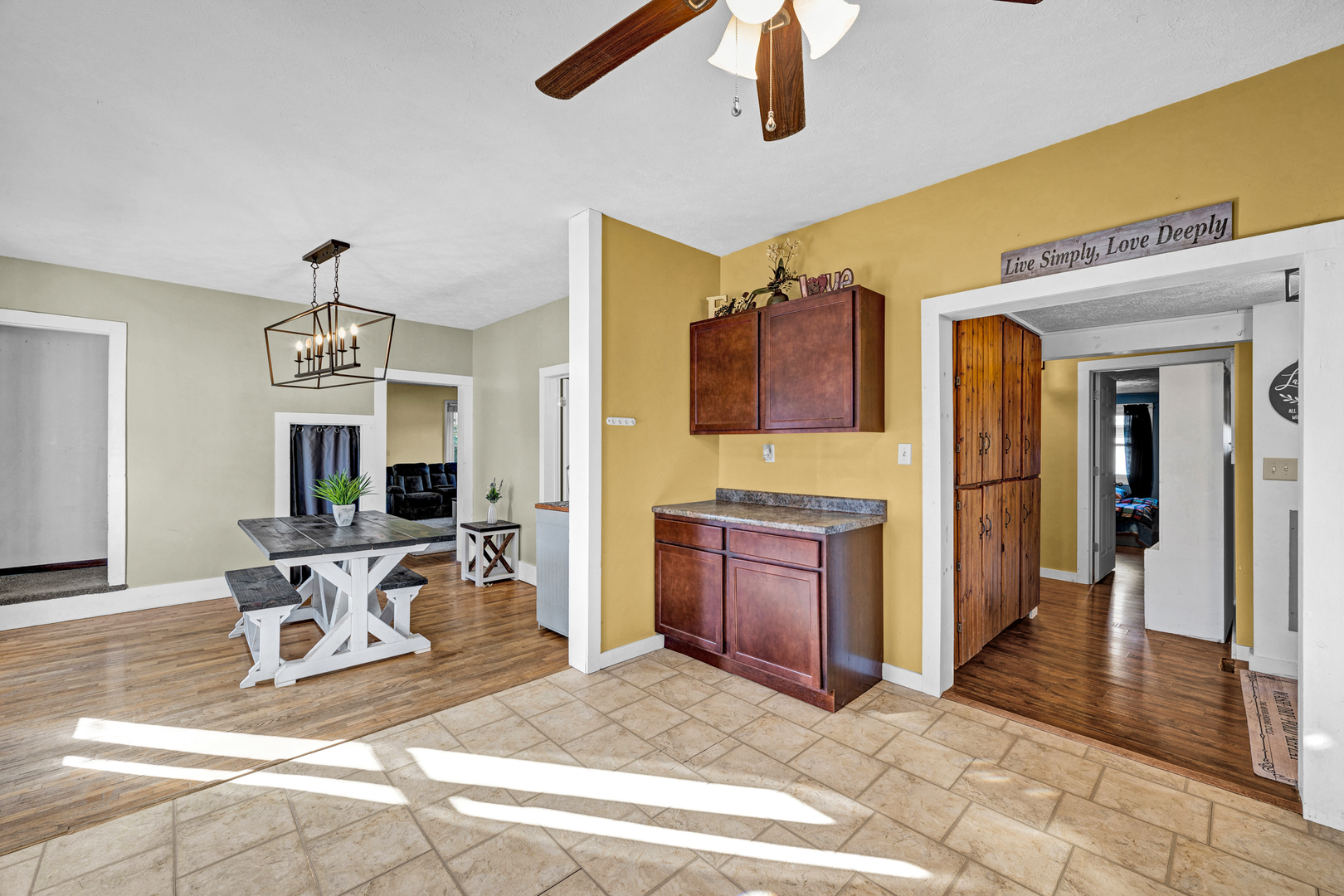 612 E North Street, Leroy, IL 61752