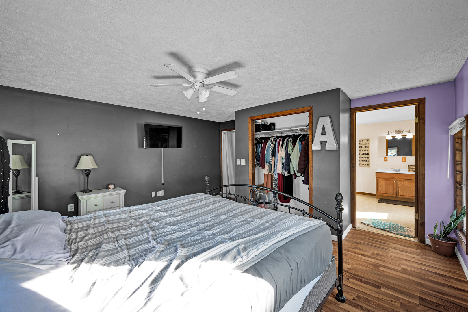 612 E North Street, Leroy, IL 61752