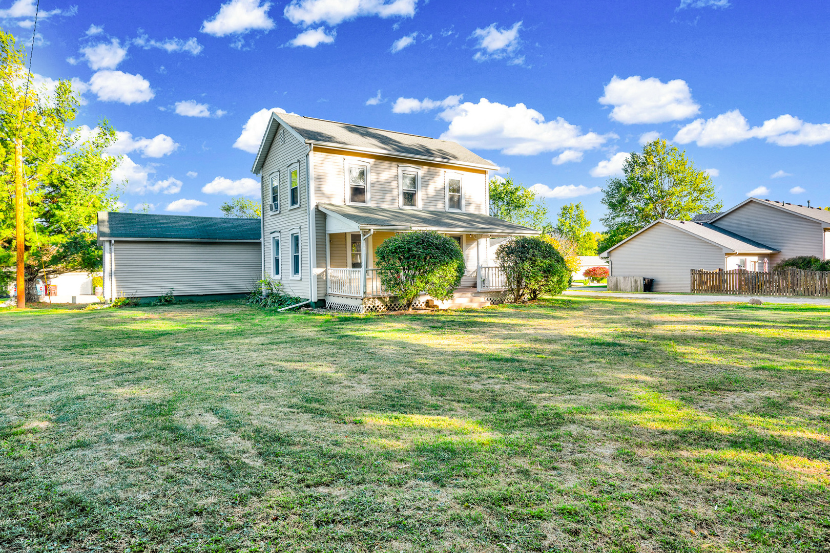 612 E North Street, Leroy, IL 61752