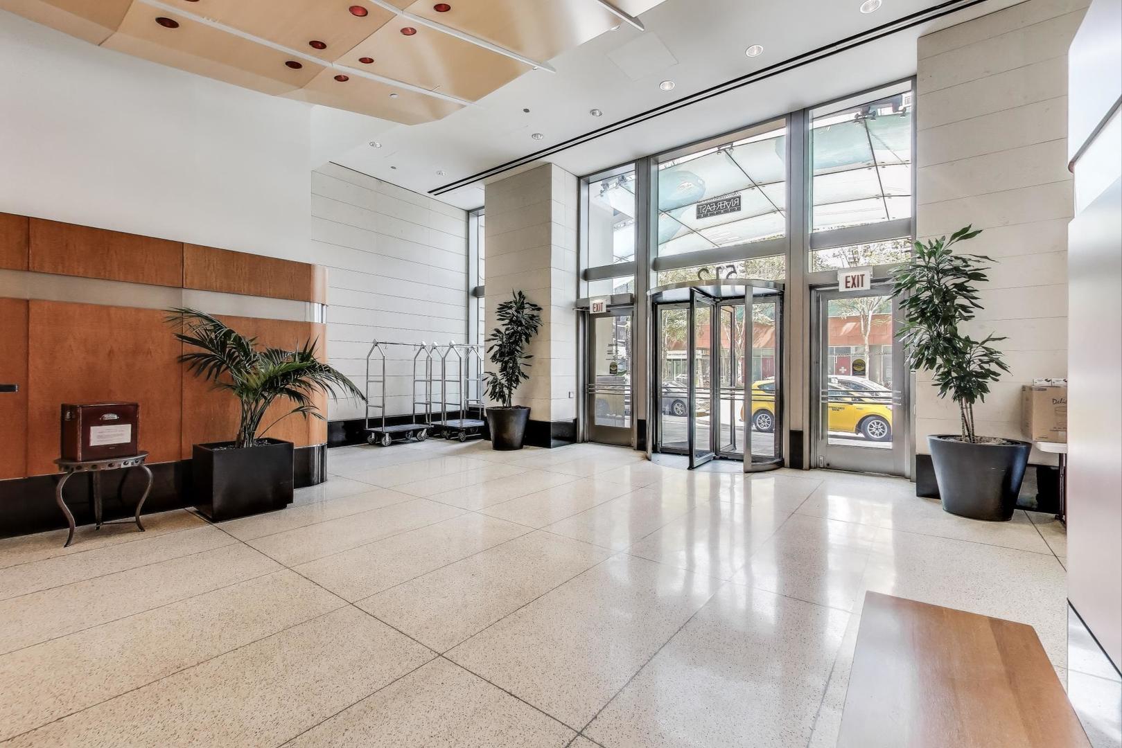 512 N McClurg Court #1704, Chicago, IL 60611