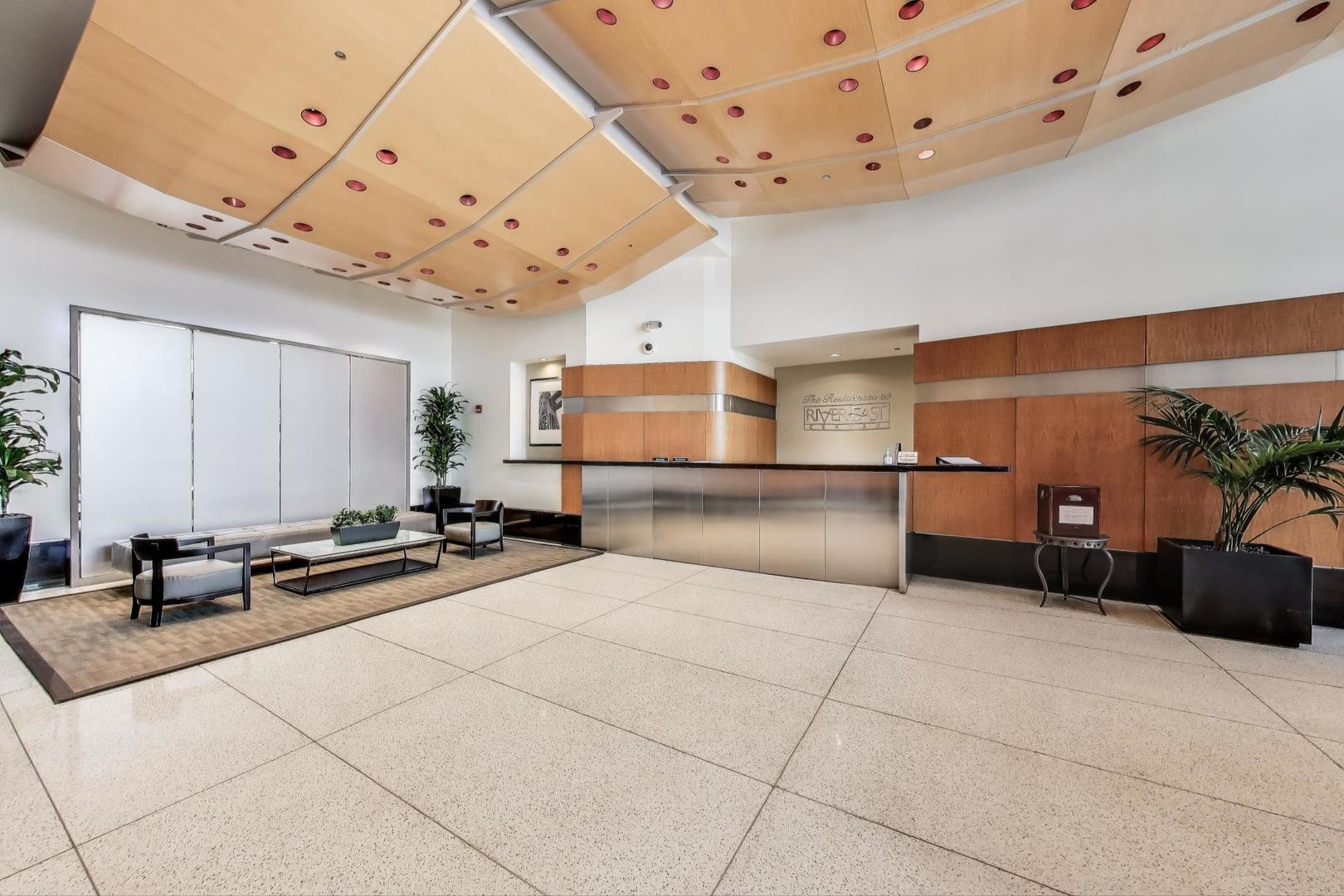 512 N McClurg Court #1704, Chicago, IL 60611