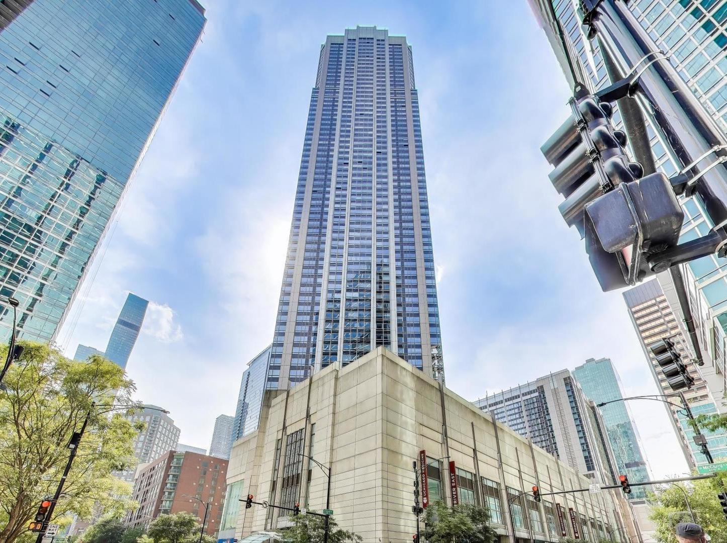 512 N McClurg Court #1704, Chicago, IL 60611