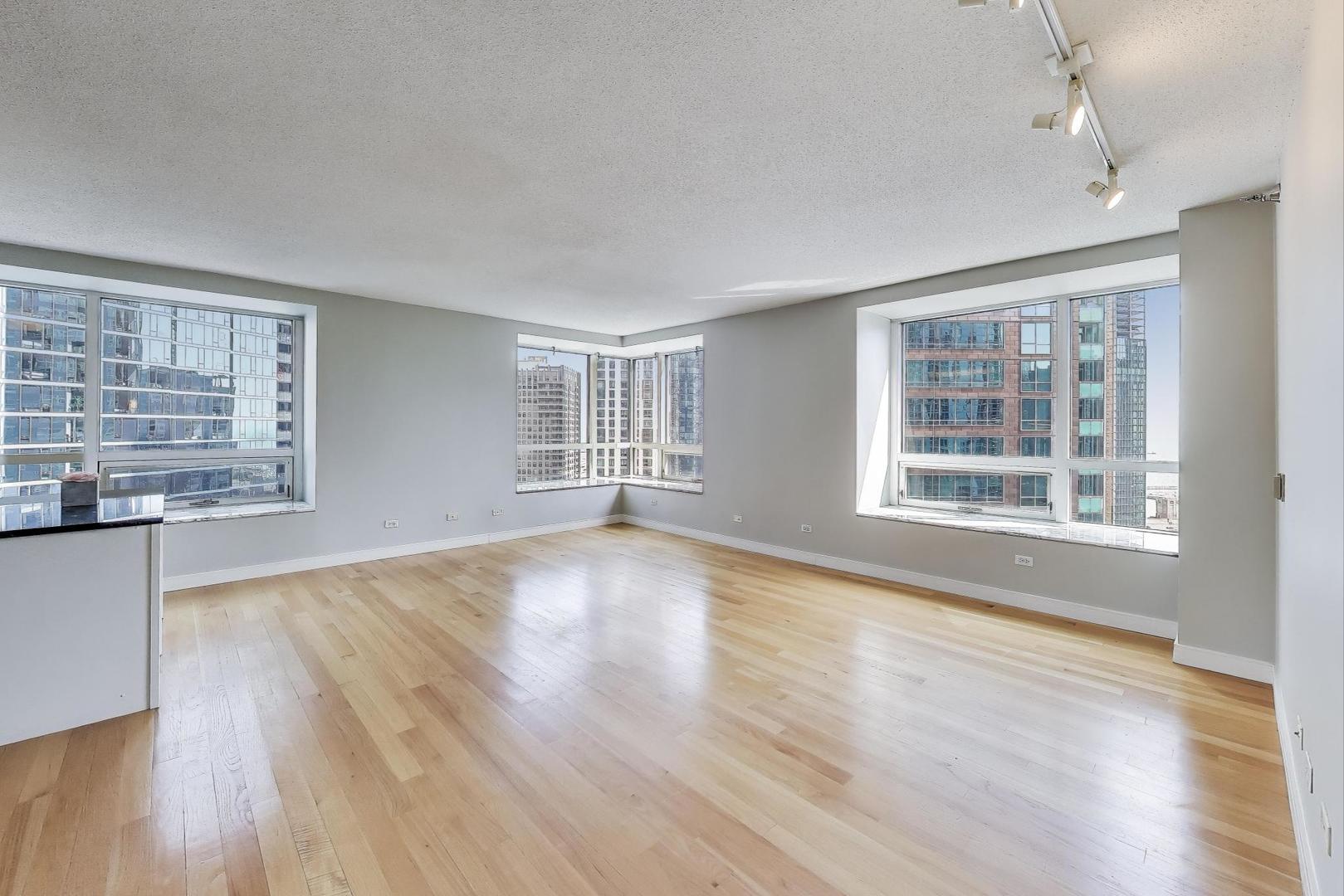 512 N McClurg Court #1704, Chicago, IL 60611