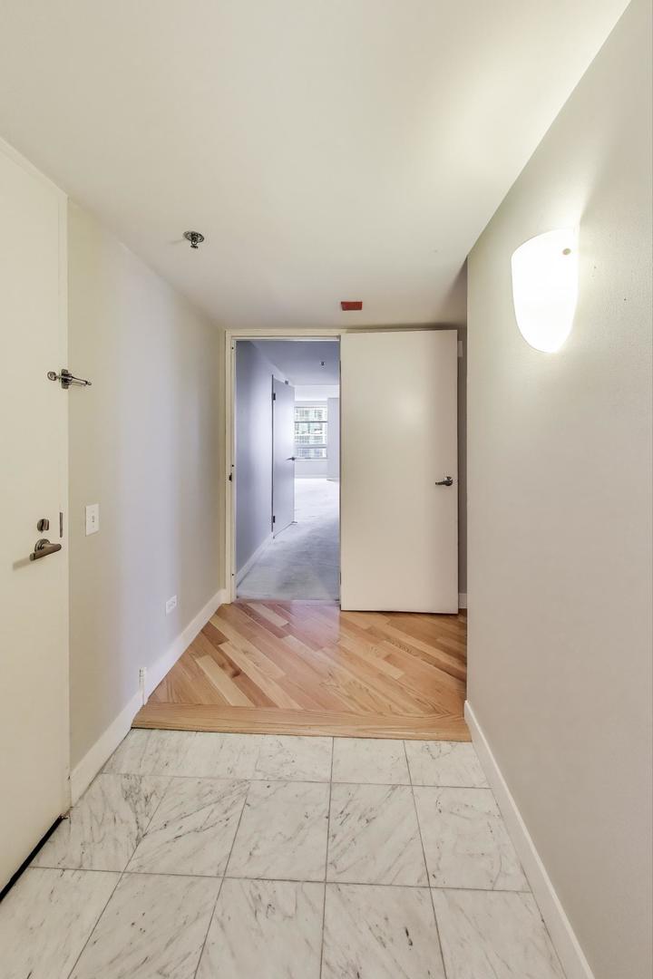 512 N McClurg Court #1704, Chicago, IL 60611